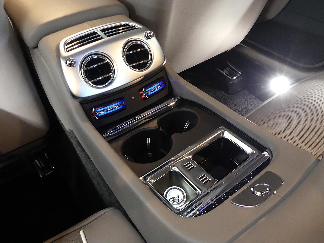 롤스로이스 레이스 6.6 V12