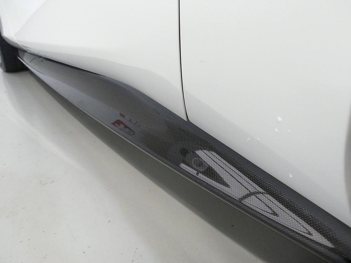 페라리 로마 3.9 V8